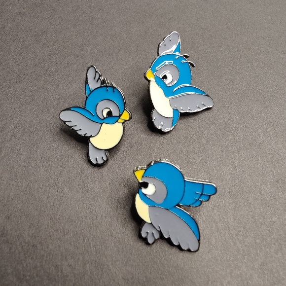 Cassãj Other - BOGO | Snow White Three Little Birds Pin